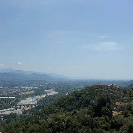 Il Carruggio Di Vezzano