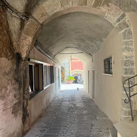 Il Carruggio Di Vezzano Apartamento *